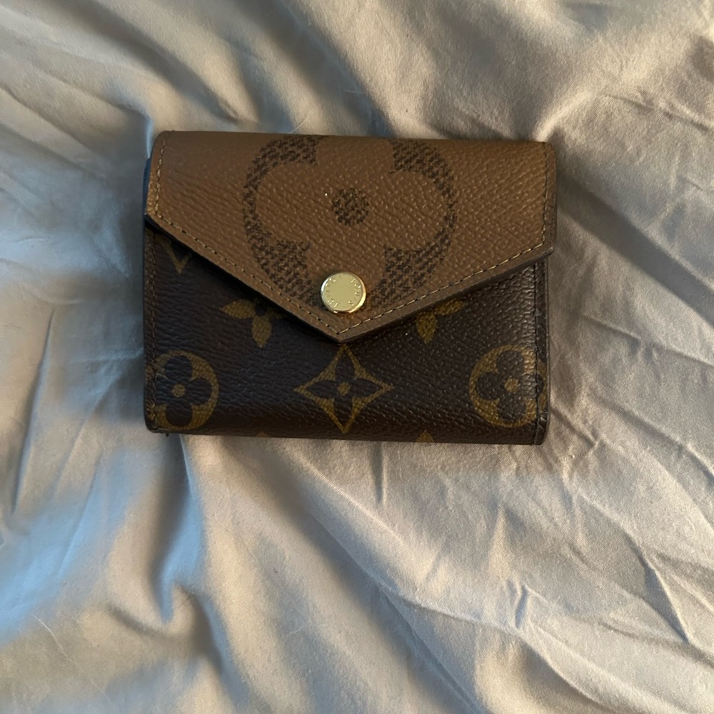 Authentic Louis Vuitton wallet